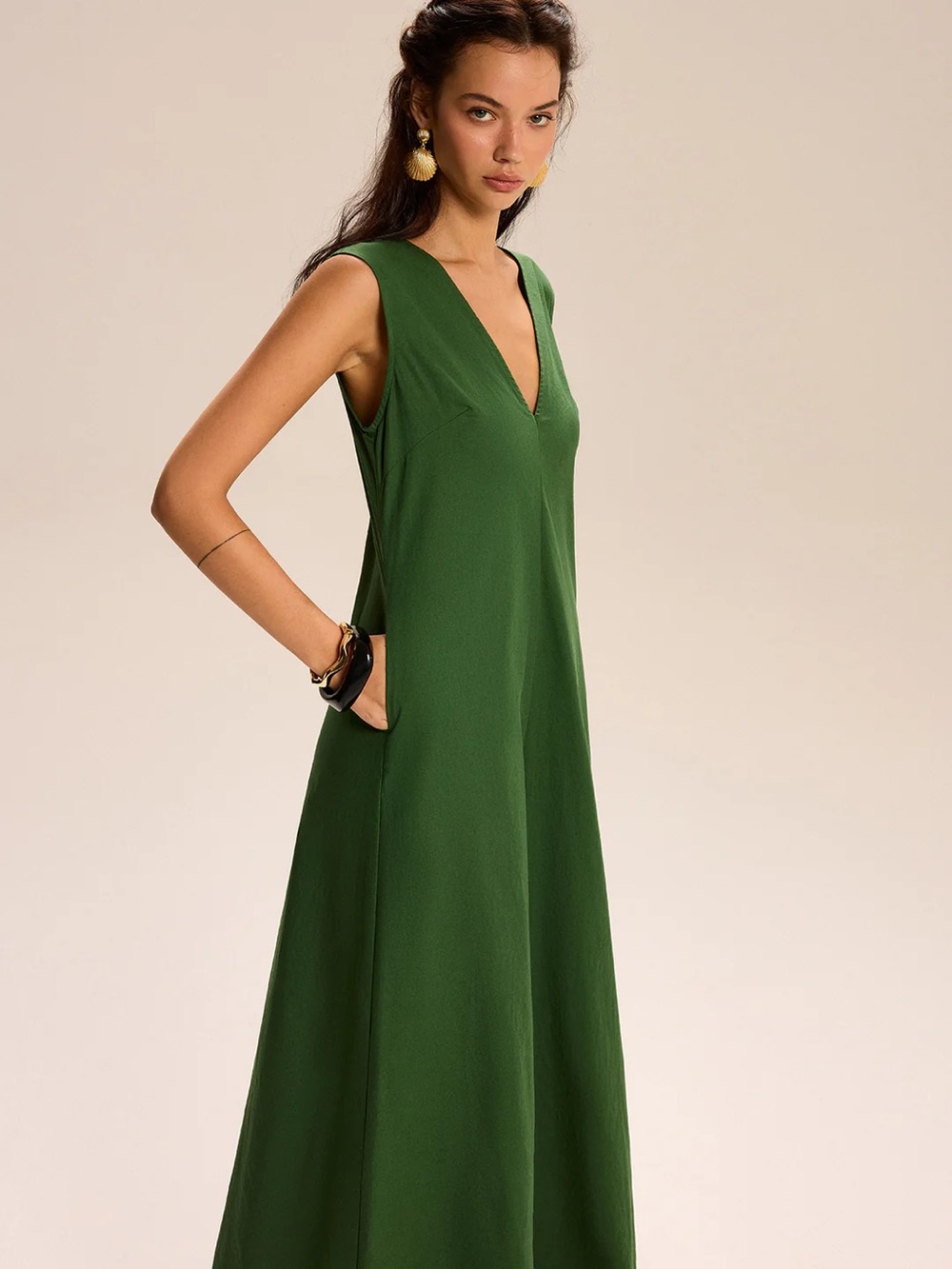 Linen & Cotton Pocketed V-Neck Maxi Dress - Picture 3 of 5